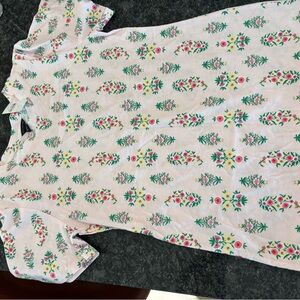 Ann Taylor Pink Floral Top size XS nwt